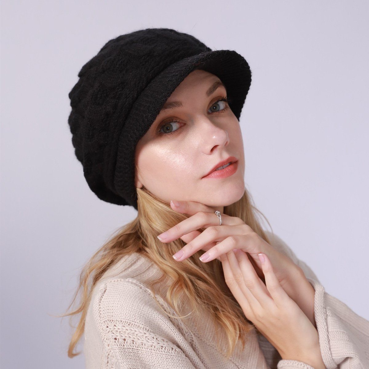 Blusmart Strickmütze Strickmütze Schirmmütze (Strickmütze Warm gefütterte Wintermütze Strickmütze Beanie, Baskenmütze mit 8 Charakteren, gedrehter Hut) Gestrickte Schirmmütze für Damen im Herbst und Winter