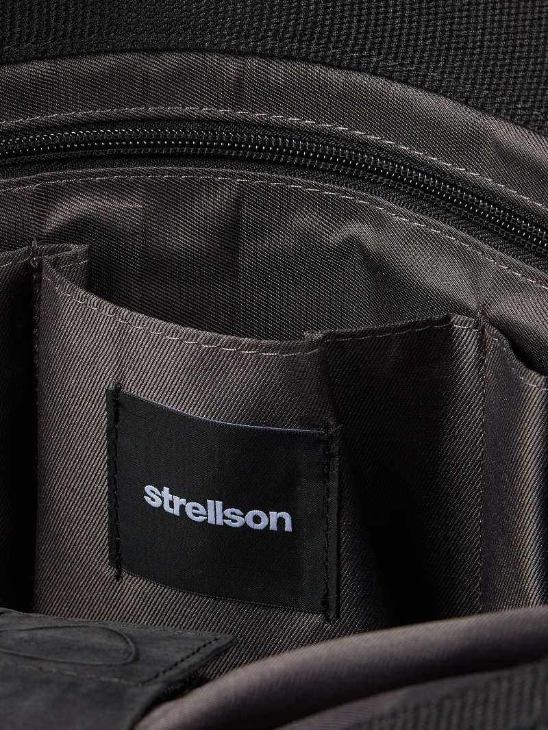 Messenger Bag aus Leder Modell 'Richmond' in schwarz