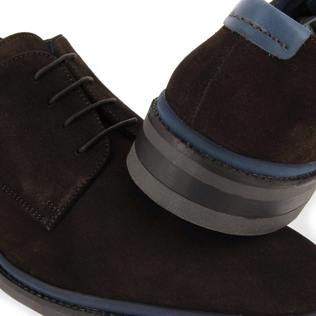 Brett and Sons  4446  - Marron Marine