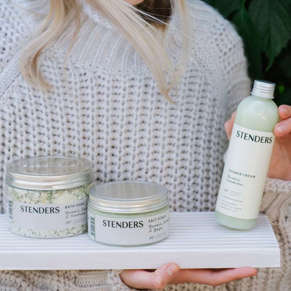 Salt scrub with AHA Nordic Jasmine & Yuzu