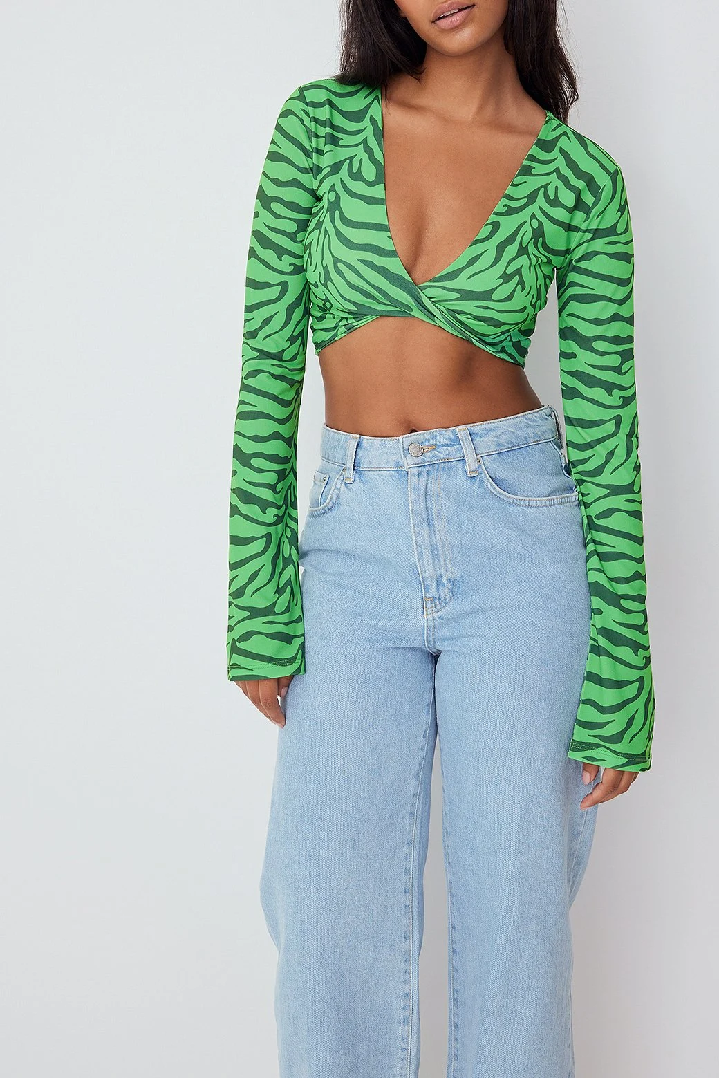 Cropped Top mit verdrehter Front