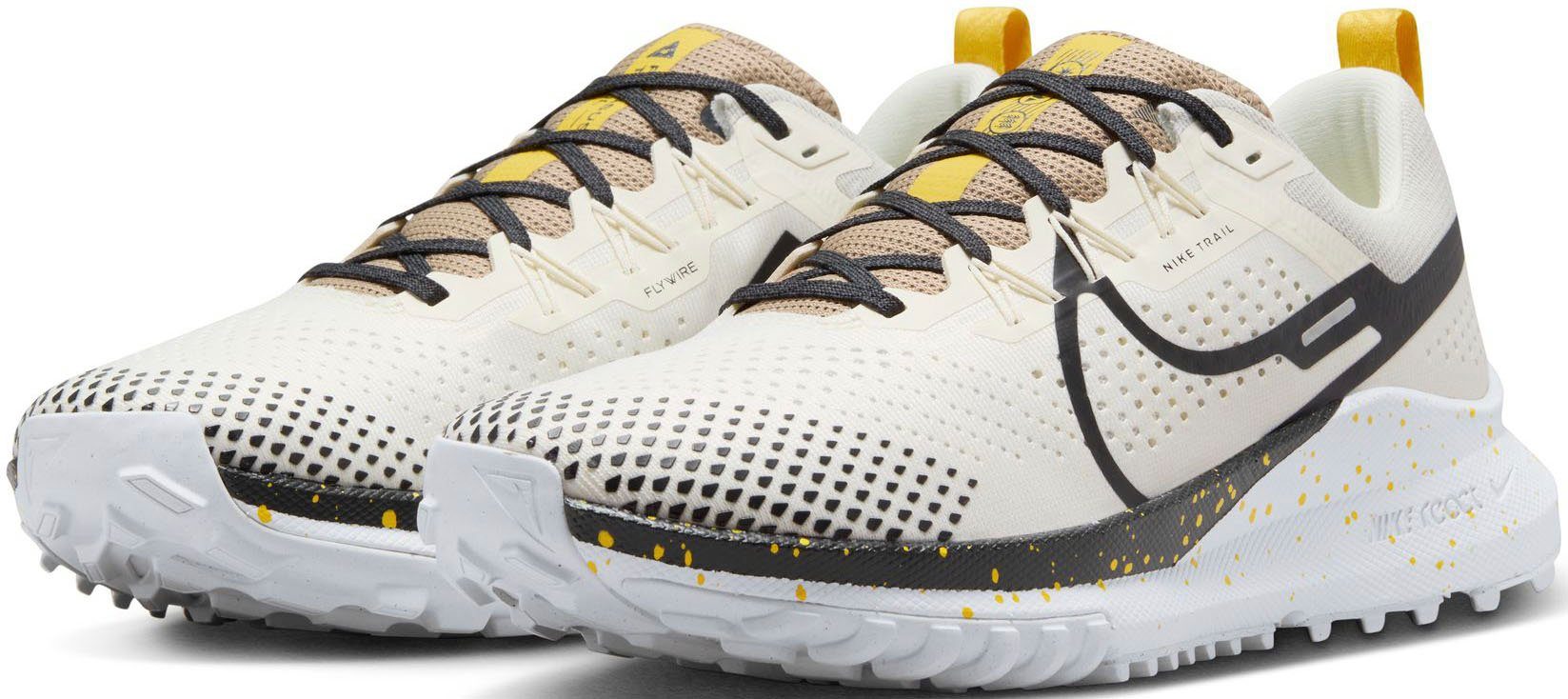 Nike PEGASUS TRAIL 4 TRAIL Laufschuh