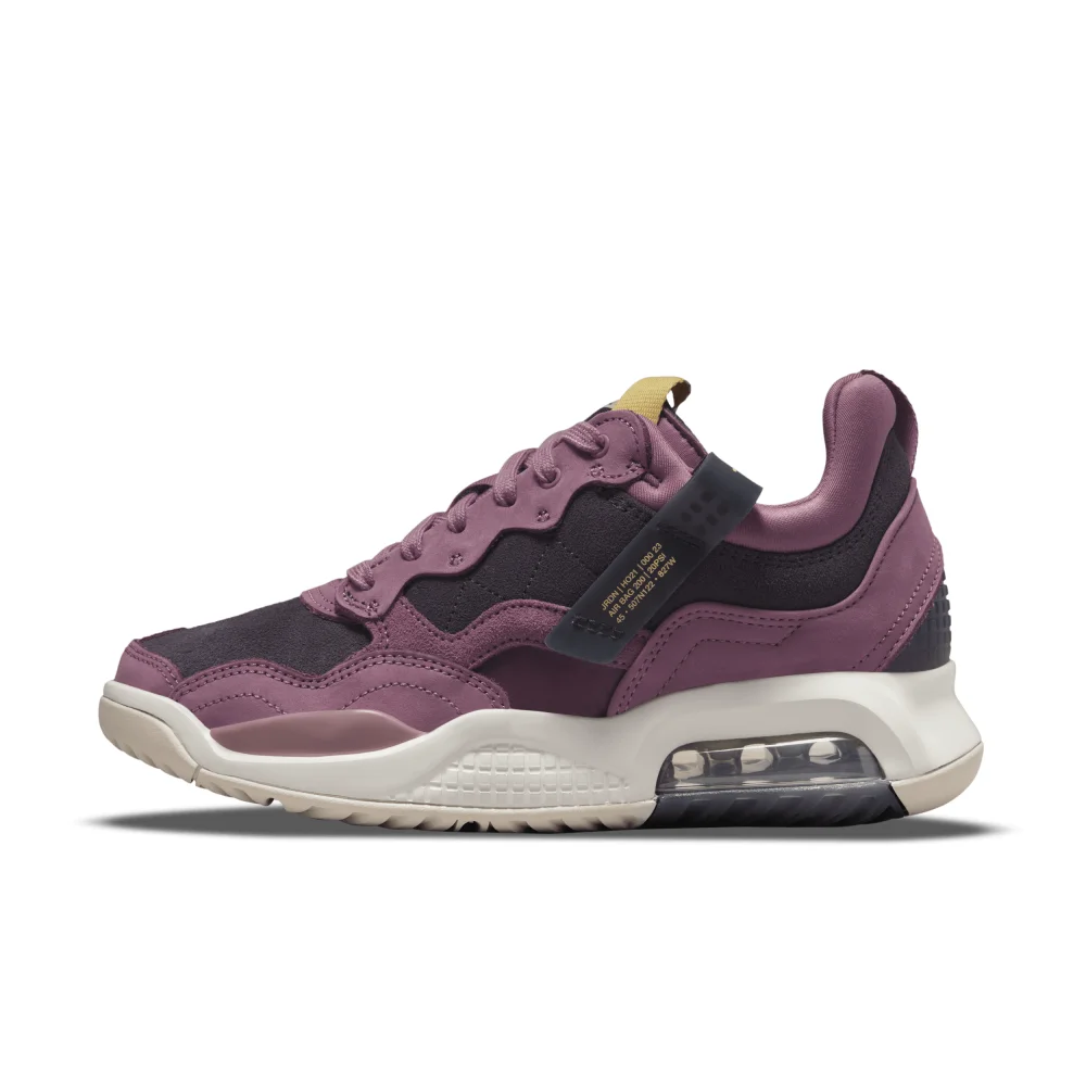 NIKE JORDAN MA2 CW5992-500 / lila