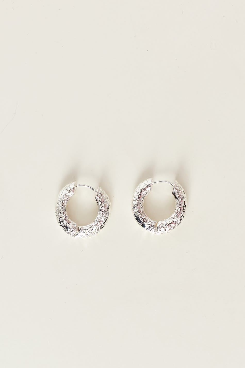 Textured hoops