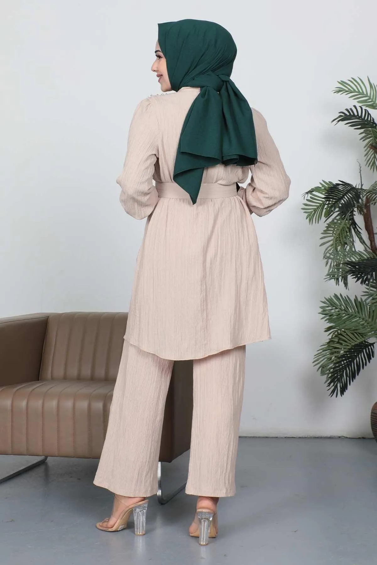 Modamihram  Anzug mit Steindetail und Gürtel, Beige 19112