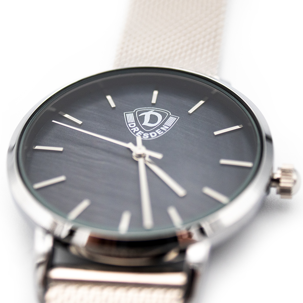 Damen-Armbanduhr LOGO Edelstahl silber