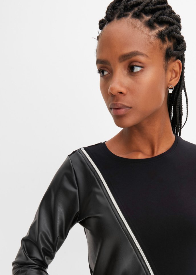 Asymmetrisches Langarmshirt mit Lederimitateinsatz