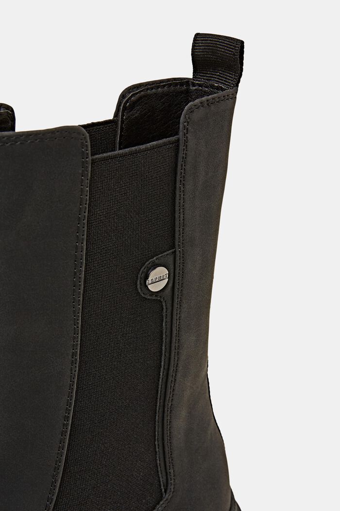 Grobe Boots in Lederoptik