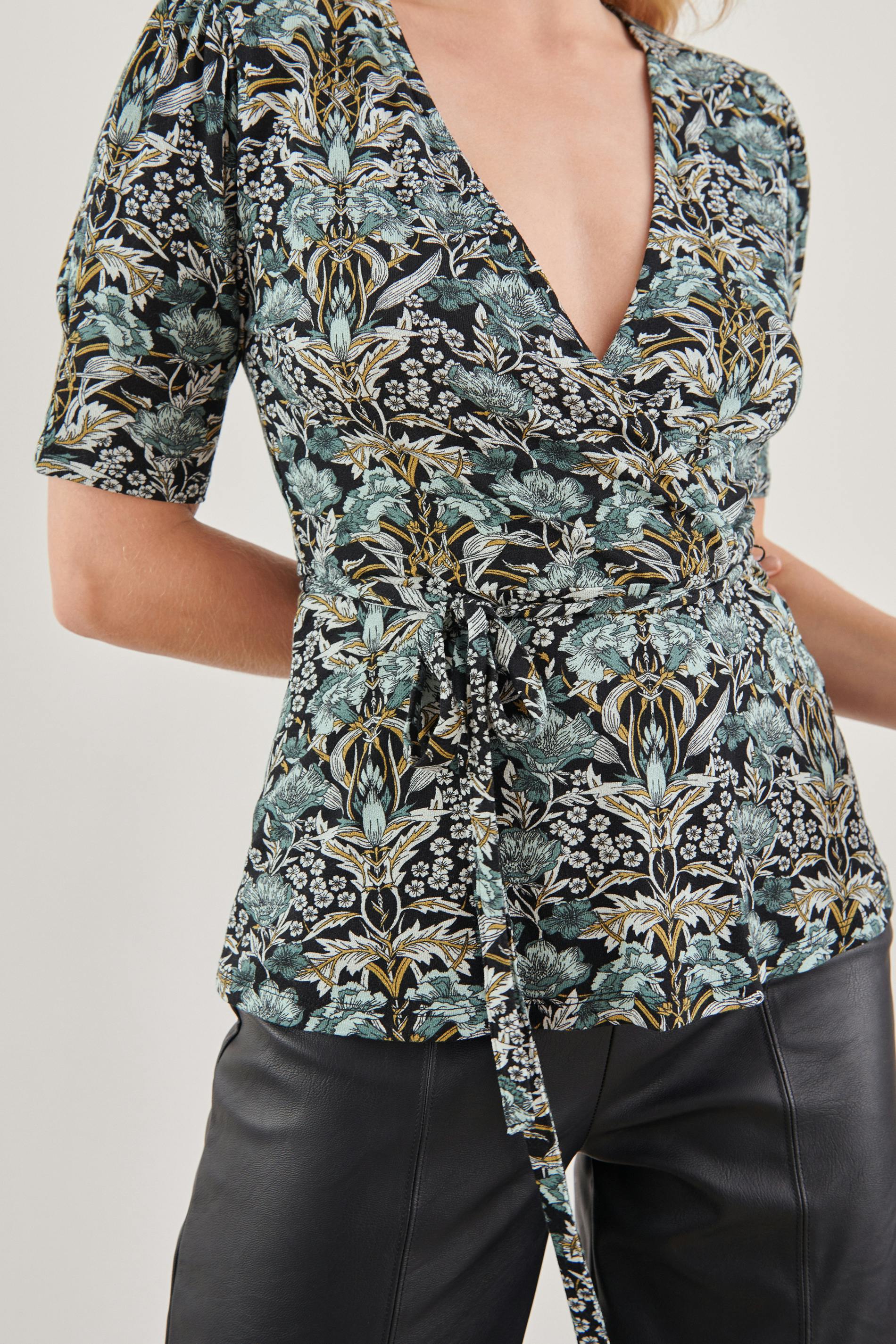 Ida wrap top