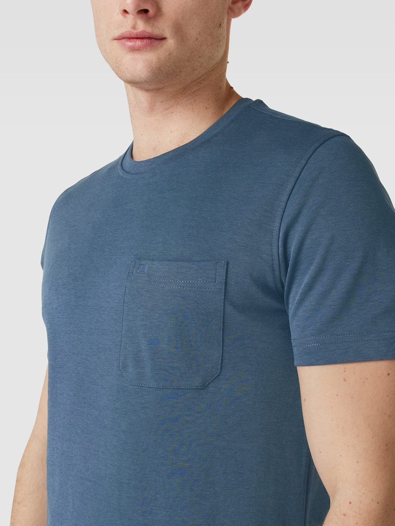 T-Shirt mit Brusttasche in rauchblau