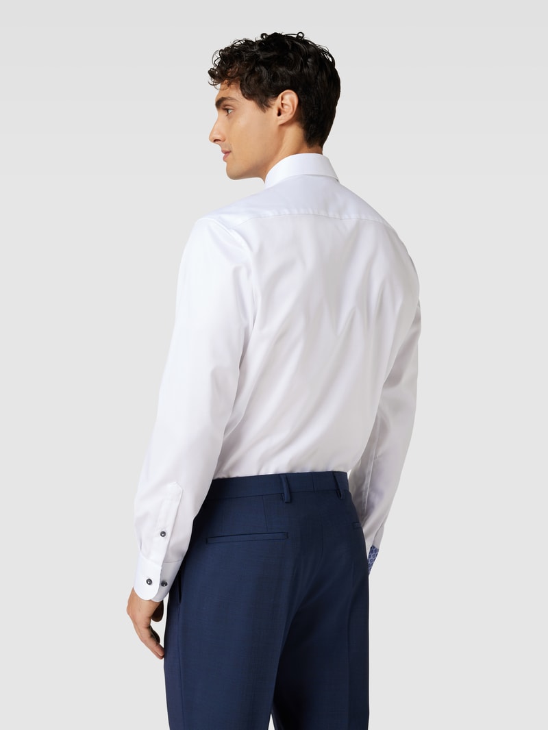 Slim Fit Premium Shirt mit Kentkragen in weiß