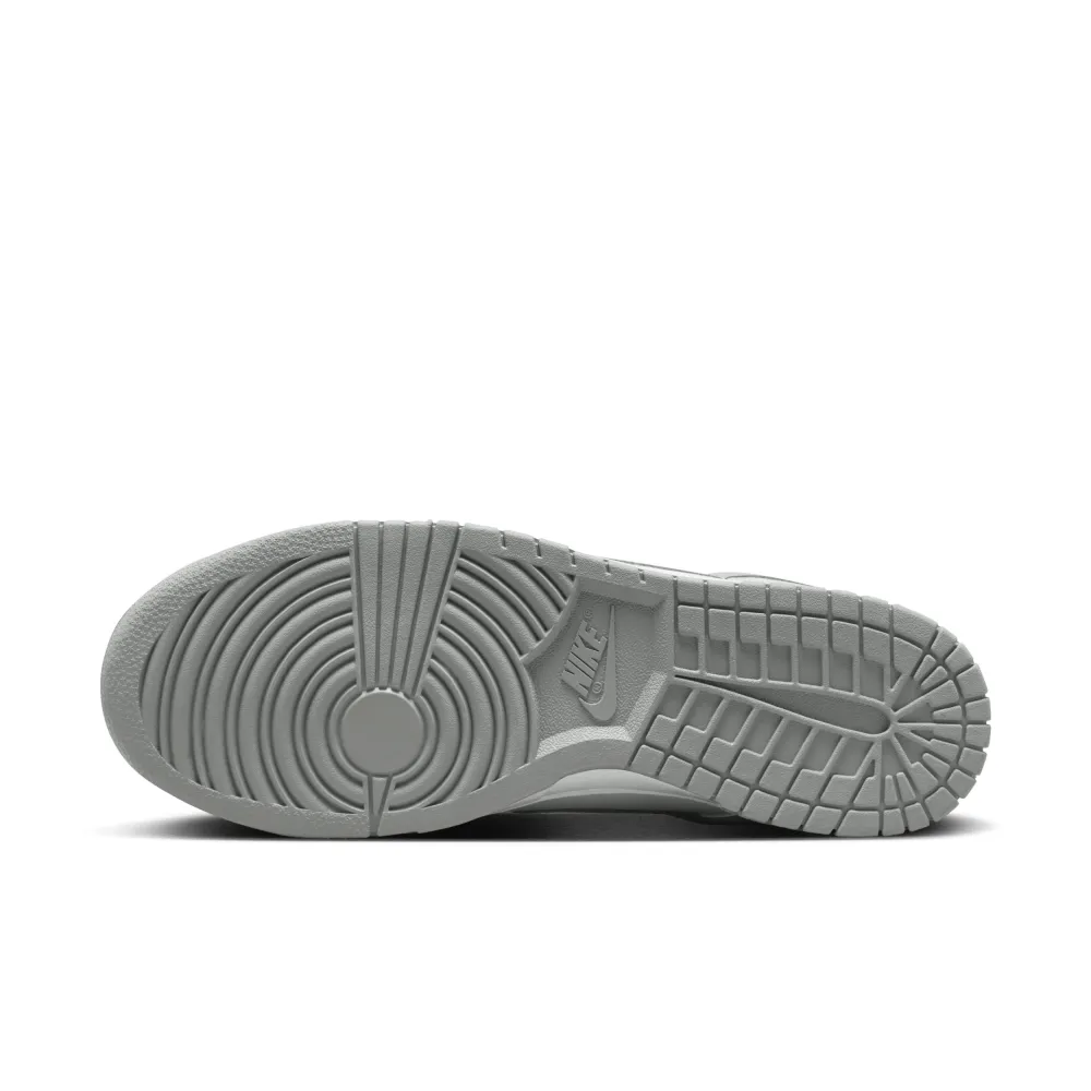 Nike Dunk Low Retro DV0831 106 / weiss