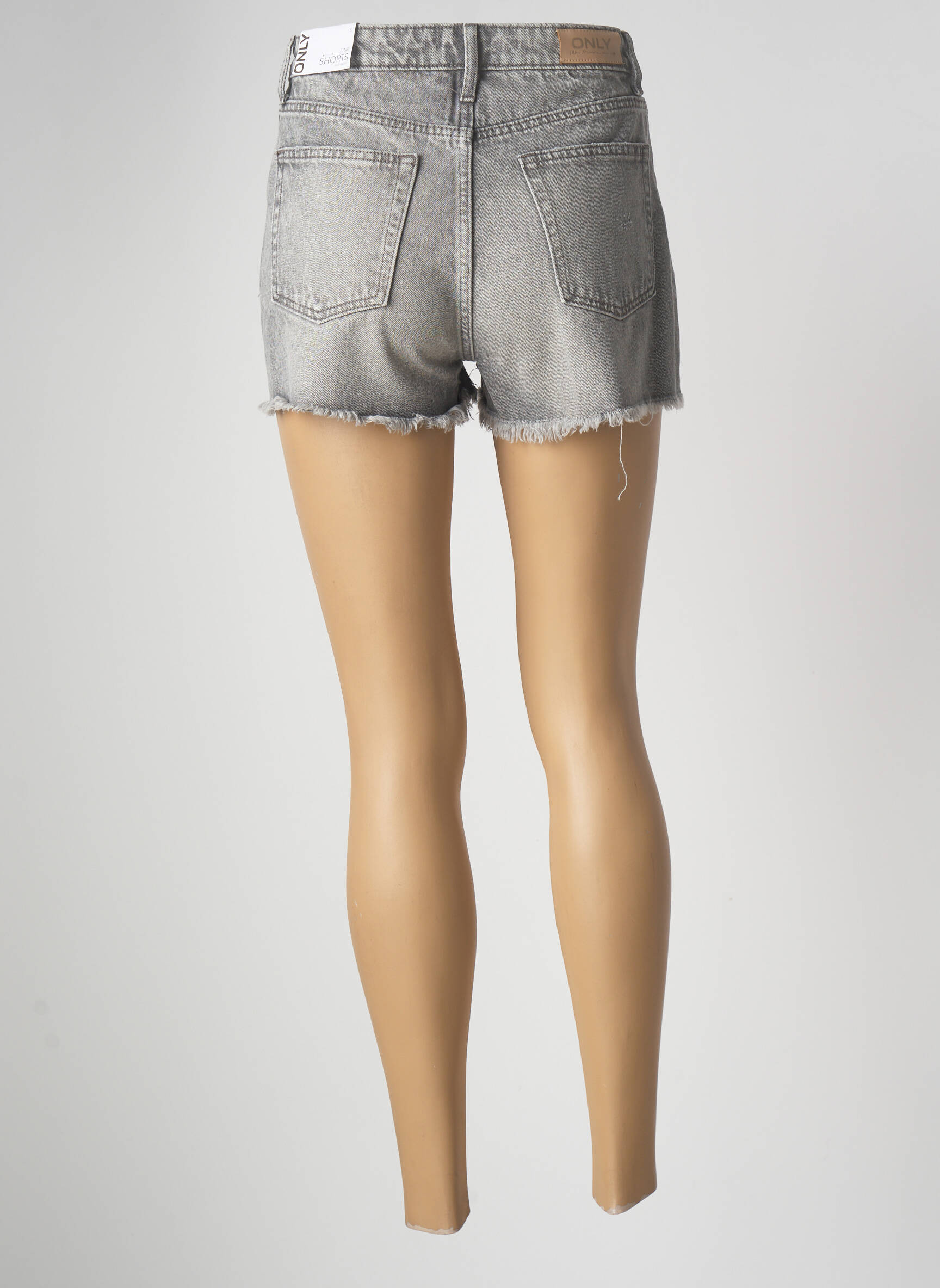 Only Shorts 1 Femme couleur gris