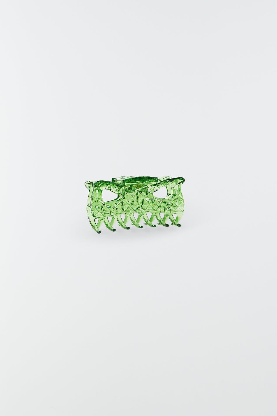Transparent hair clip