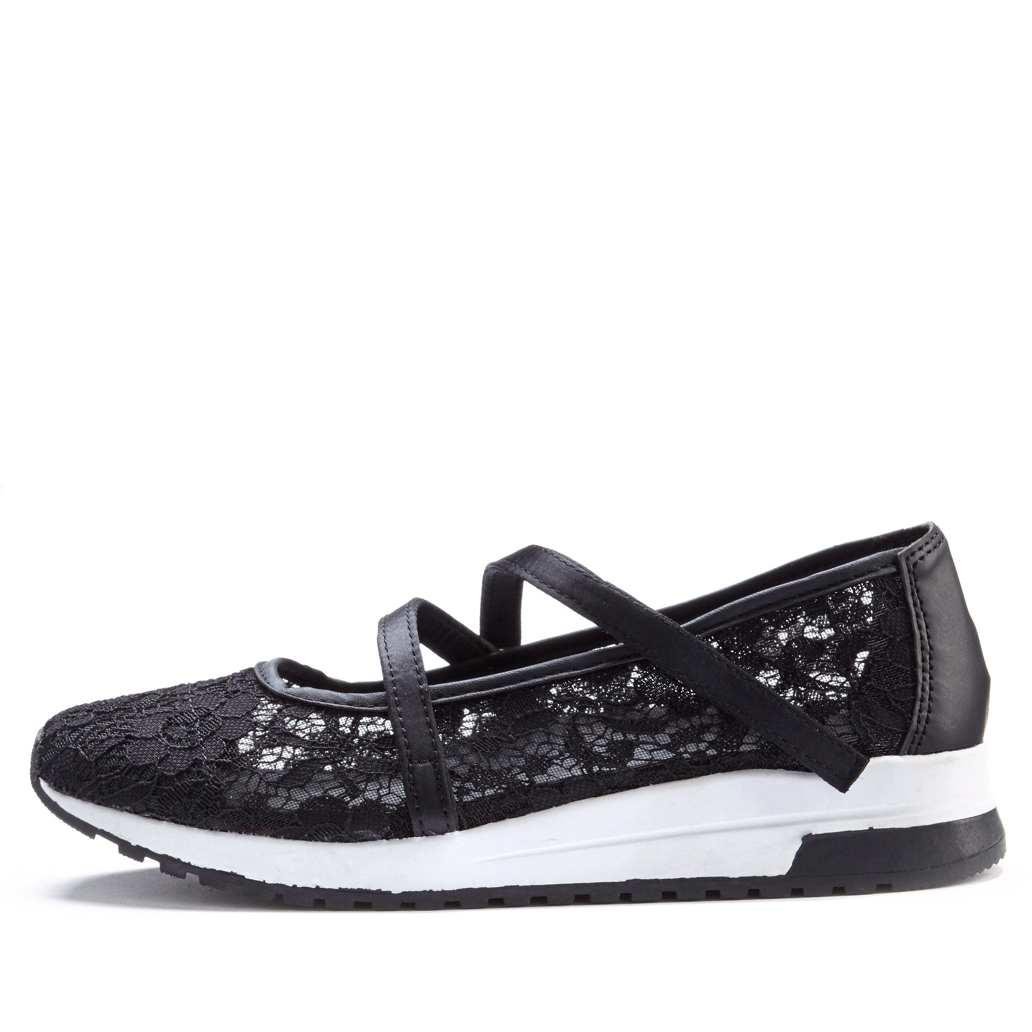LASCANA Sneaker Ballerinas Slipper, Halbschuh, Sneaker, Spitzeneinsatz, Wohlfühlinnensohle VEGAN