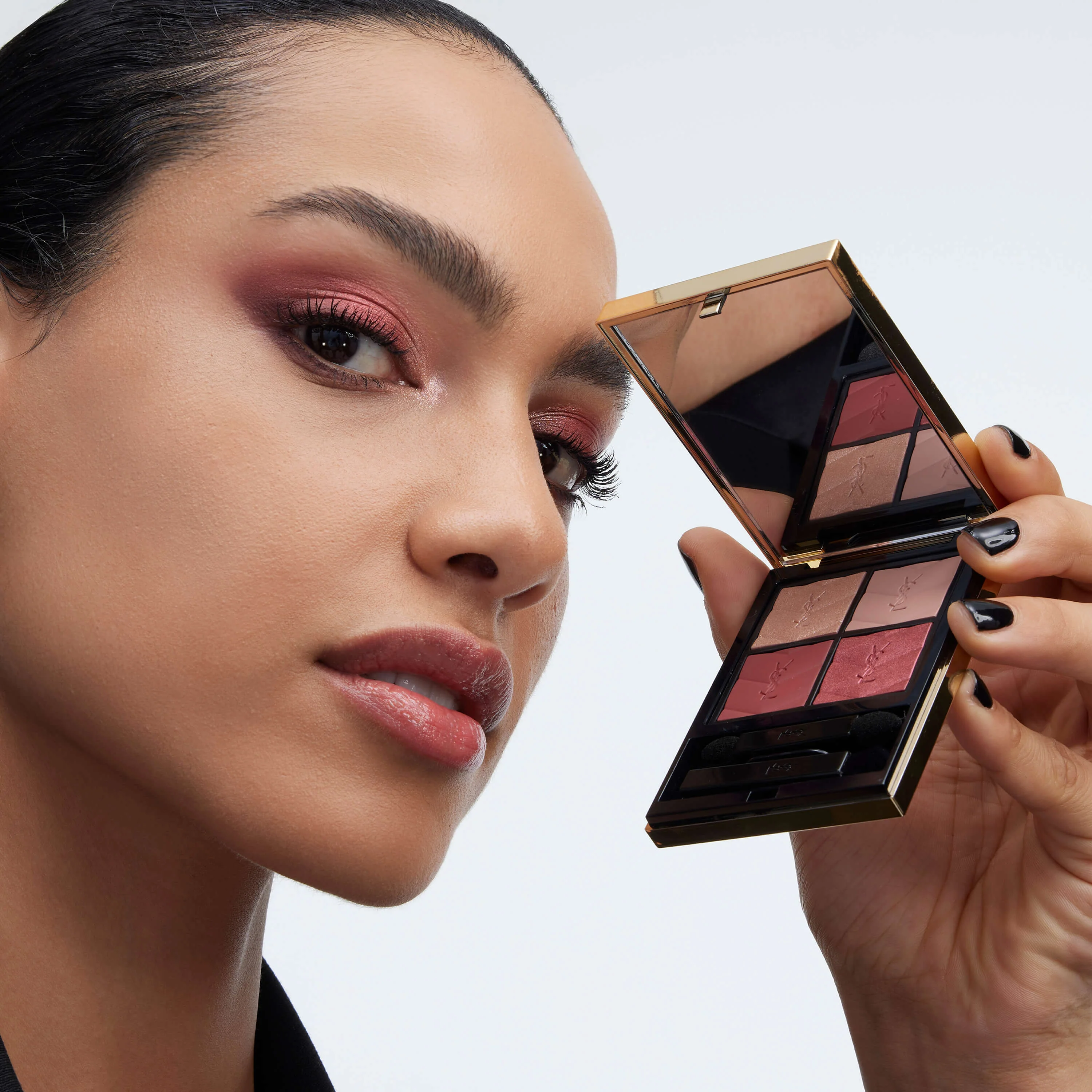 Occhi Couture Mini Clutch Palette - Παλέτα σκιών ματιών, Συμπαγής σκιά ματιών