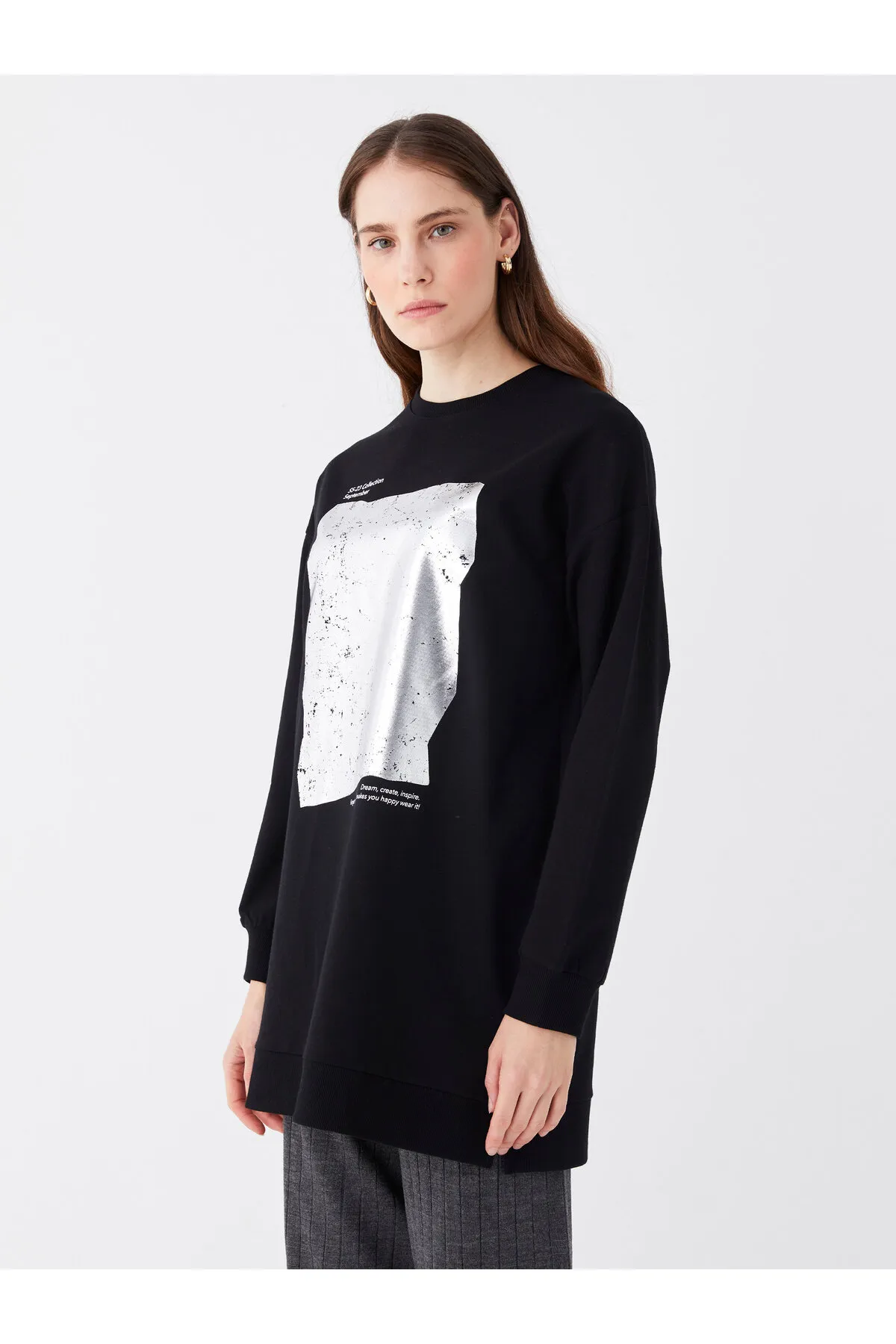 LC Waikiki  Bedruckte Langarm-Sweatshirt-Tunika für Damen mit Rundhalsausschnitt