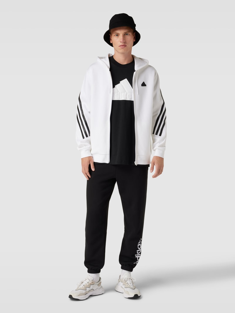 Sweatjacke mit Kapuze in weiß