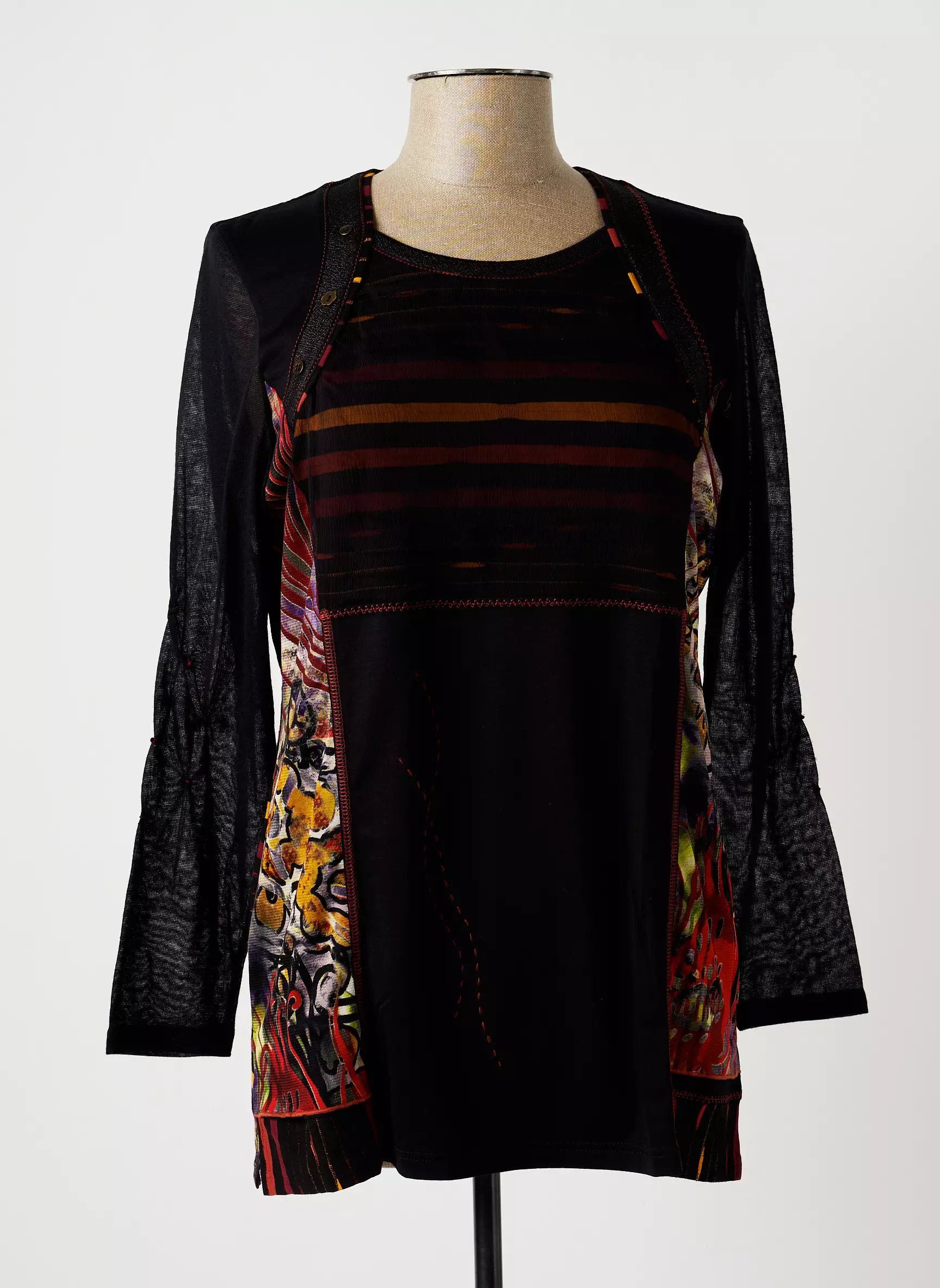 Guy Dubouis Tshirts Femme couleur noir