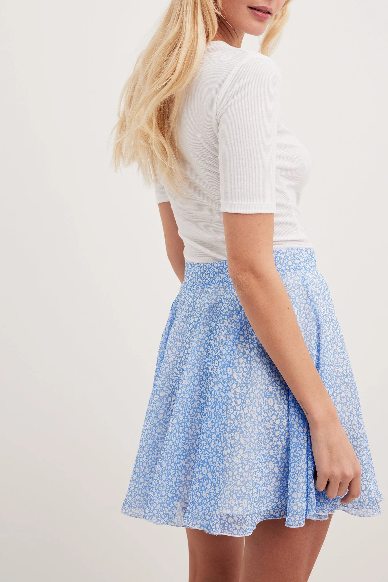 Minirock aus Chiffon