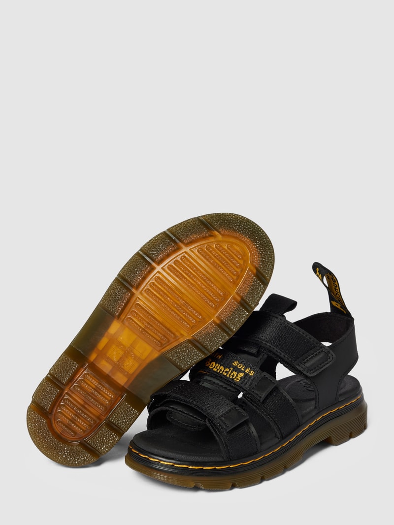 Sandalen mit Klettverschlüssen Modell 'Callan' in schwarz