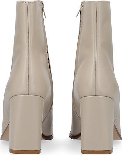 Another A Stiefelette