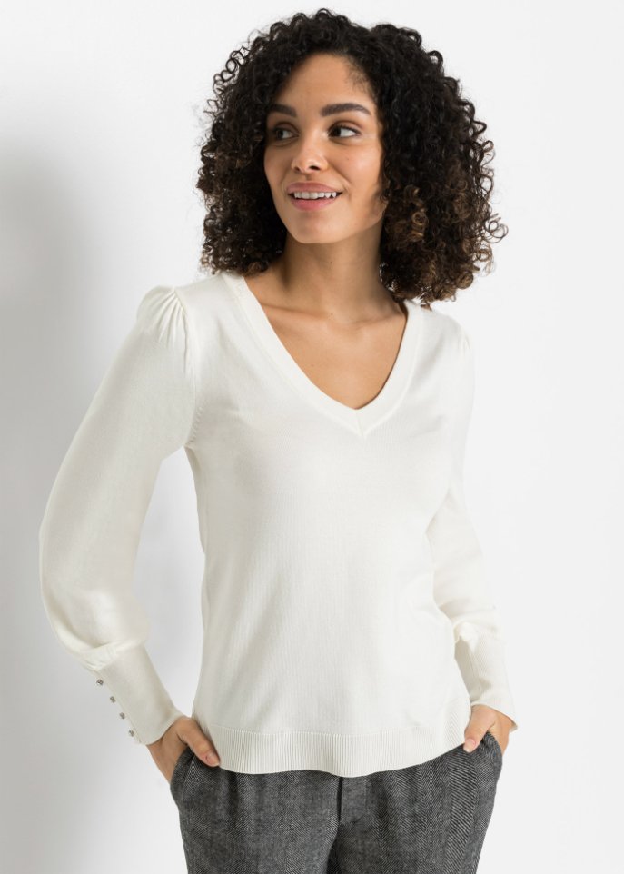 Pullover mit Schmuckknöpfen