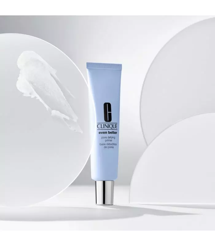 EVEN BETTER Base Réductrice de Pores