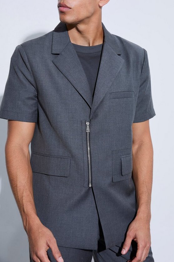 Kurzärmliger kastiger Blazer mit Reißverschluss-Detail
