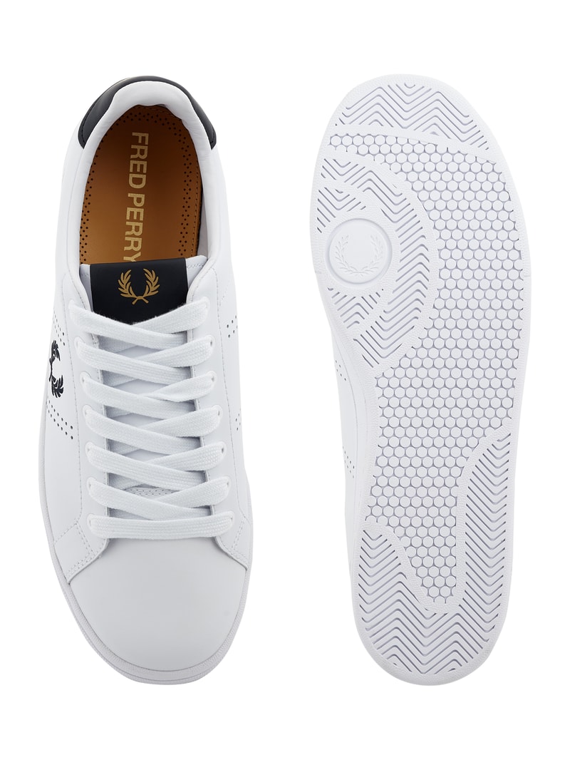 Sneaker aus Leder in weiß