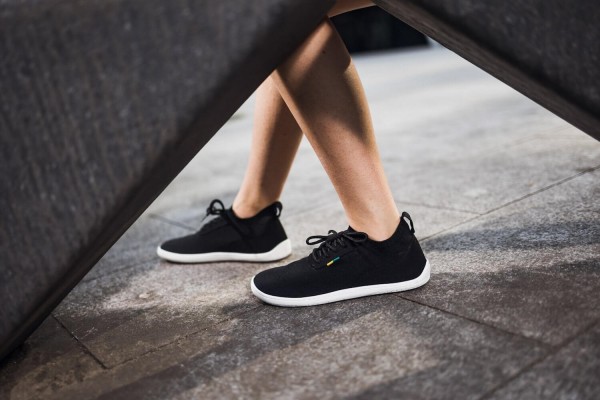 BeLenka |a ~ Stride ~ Black & White