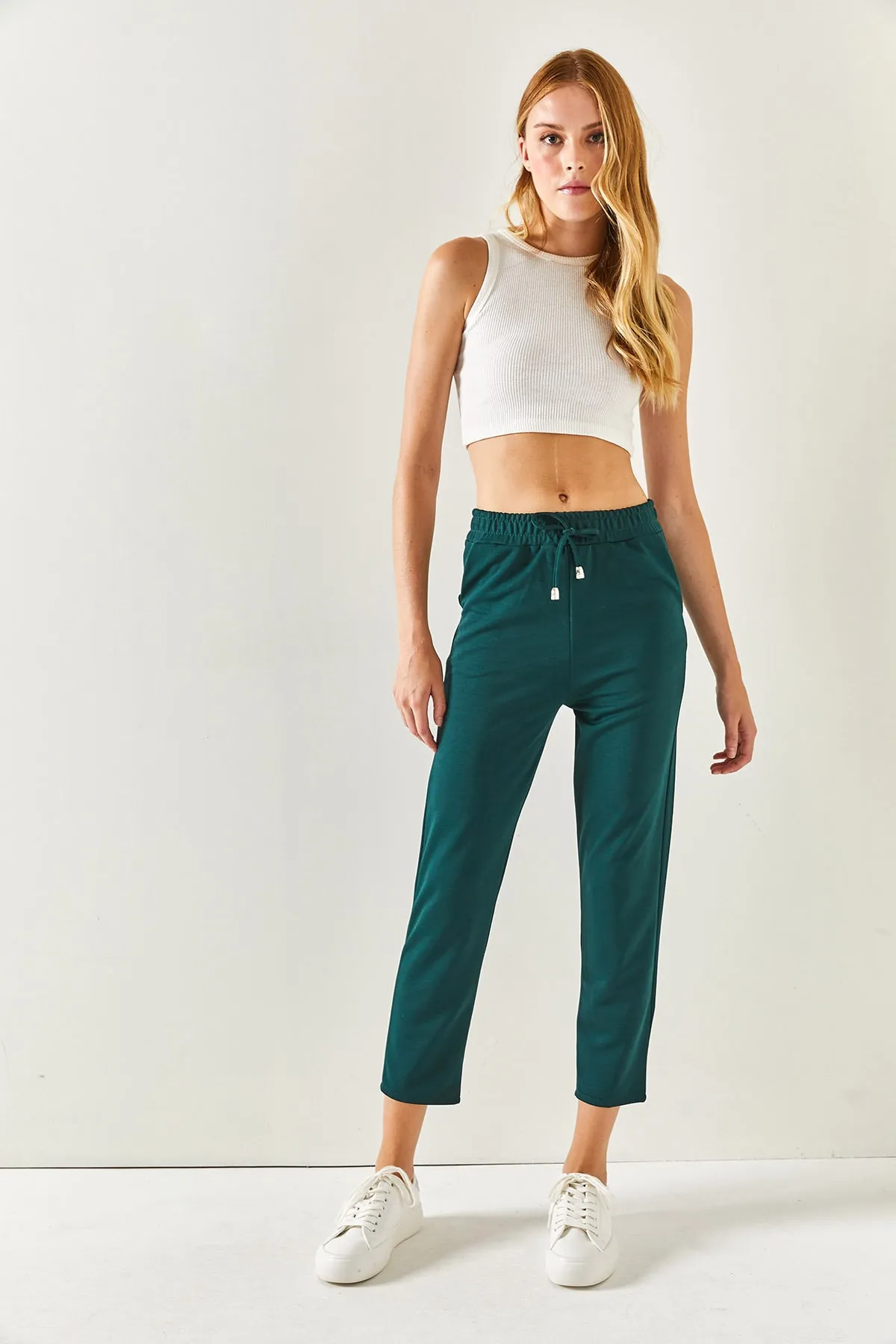 Olalook  Smaragdgrüne Karottenhose mit elastischer Taille und Tasche für Damen PNT-19000203