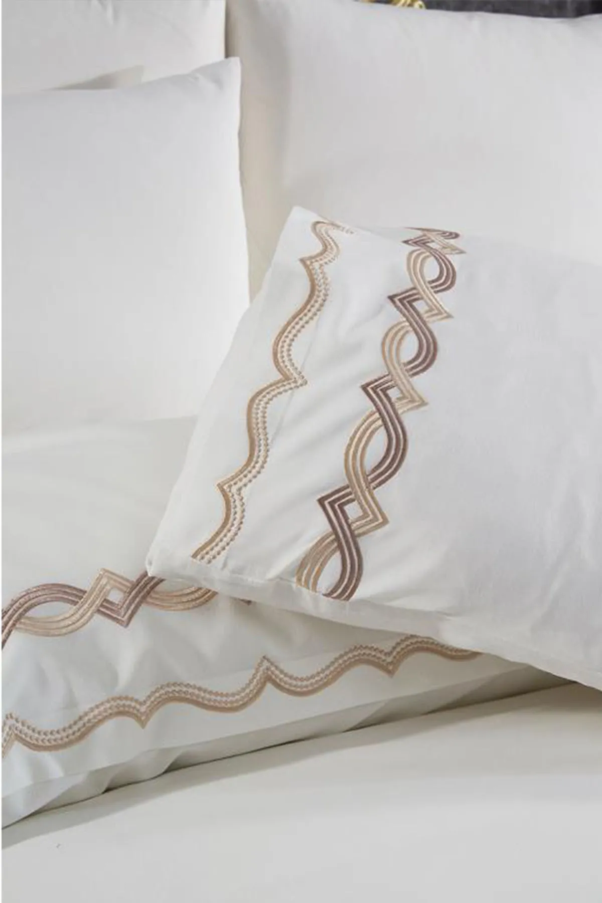 Çeyiz Diyarı  Flexi besticktes 6-teiliges Bettbezug-Set aus 100 % Baumwolle, Creme