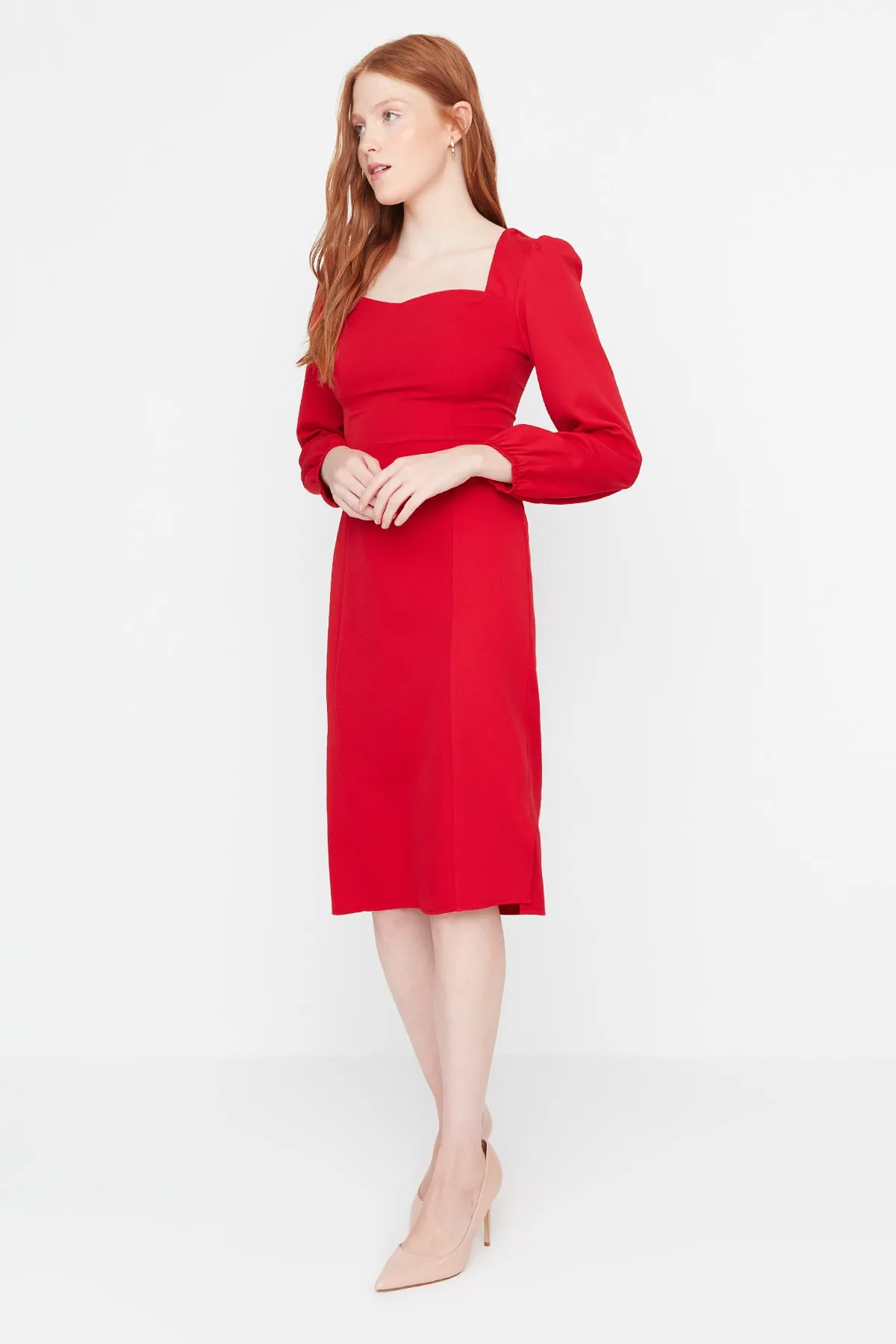 Trendyol Collection  Rotes, detailliertes Webkleid mit Krawatte TWOAW23EL00895