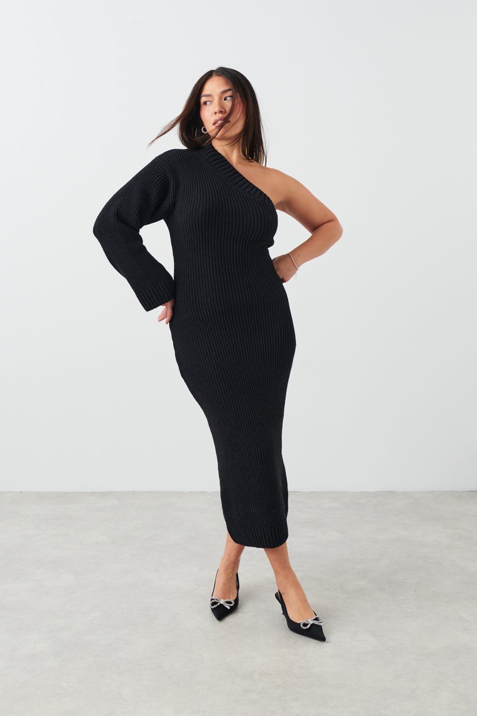 One shoulder knit dress