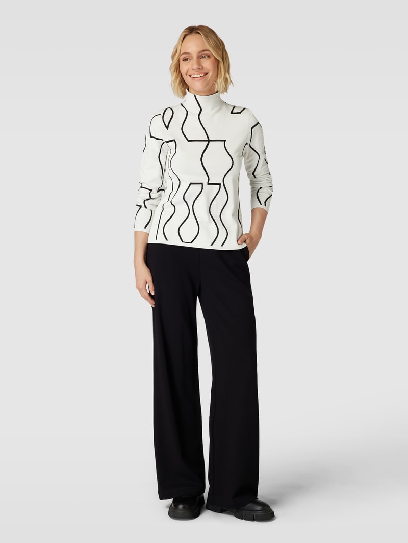 Strickpullover mit Turtleneck in weiß