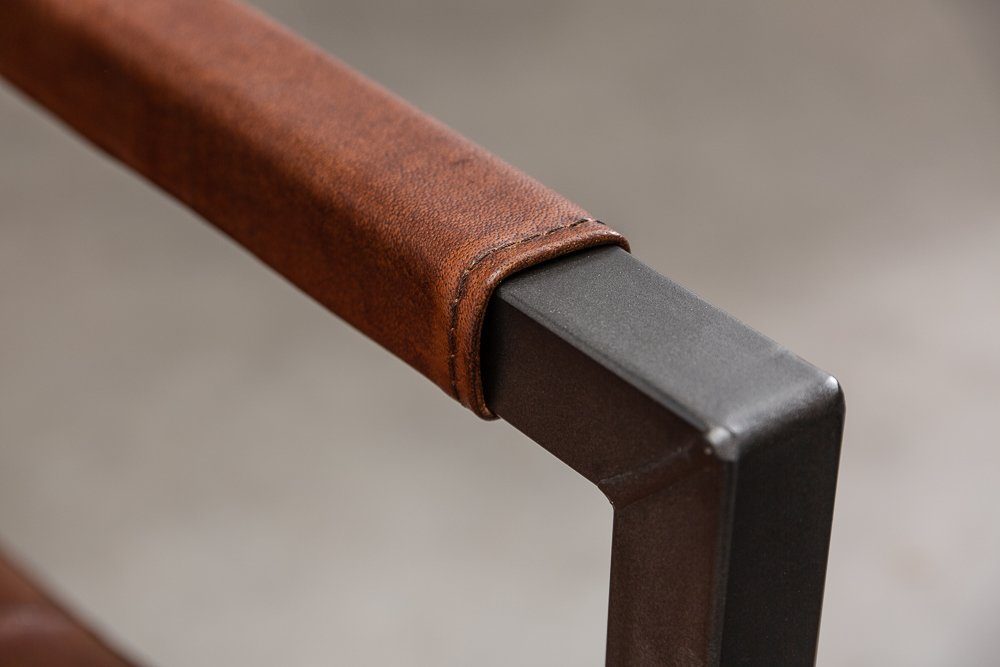 riess-ambiente Freischwinger GRAND BUFFALO braun / schwarz, Esszimmer · Leder · Metall · mit Armlehne · Industrial Design