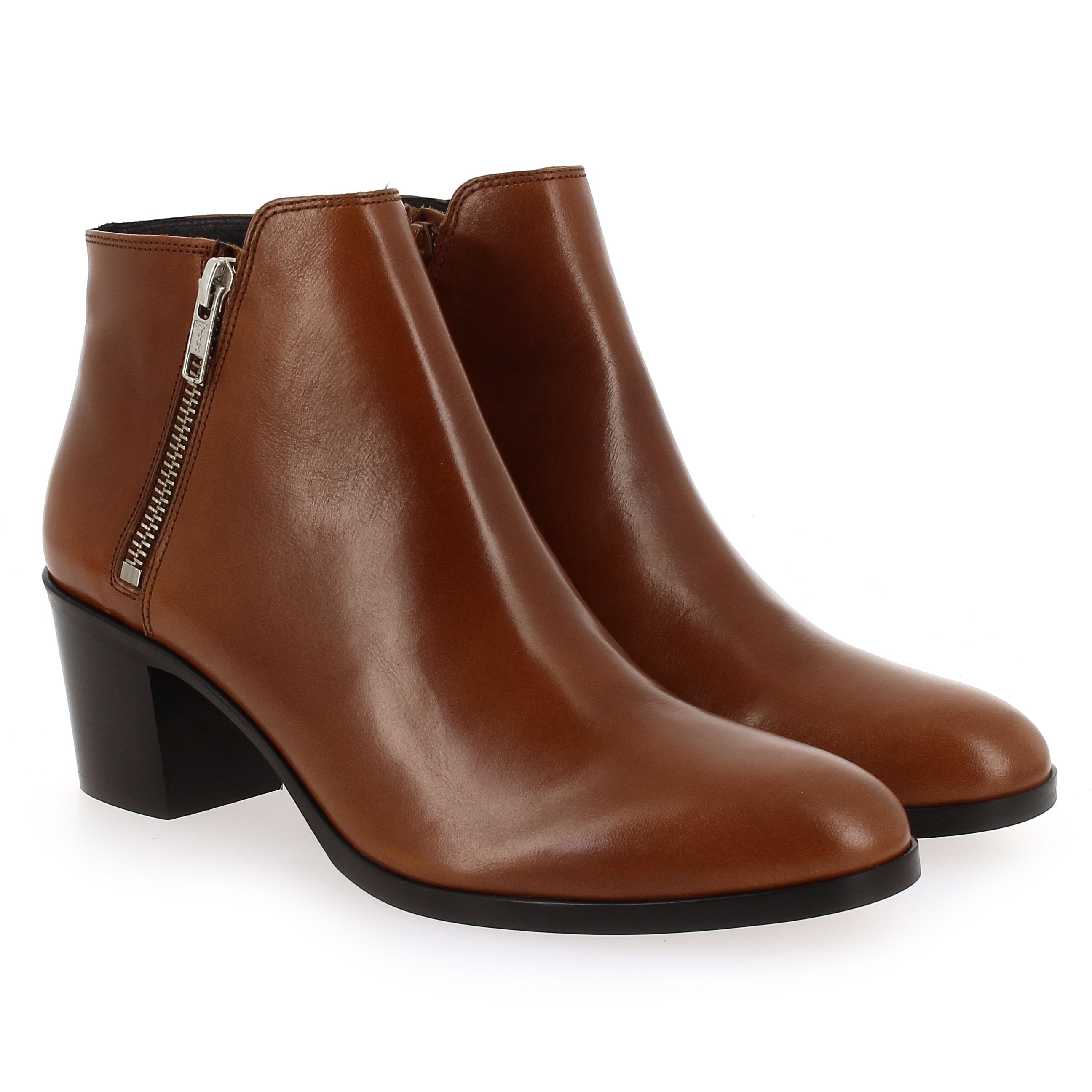 Janie Philip  CELESTINE - Cognac
