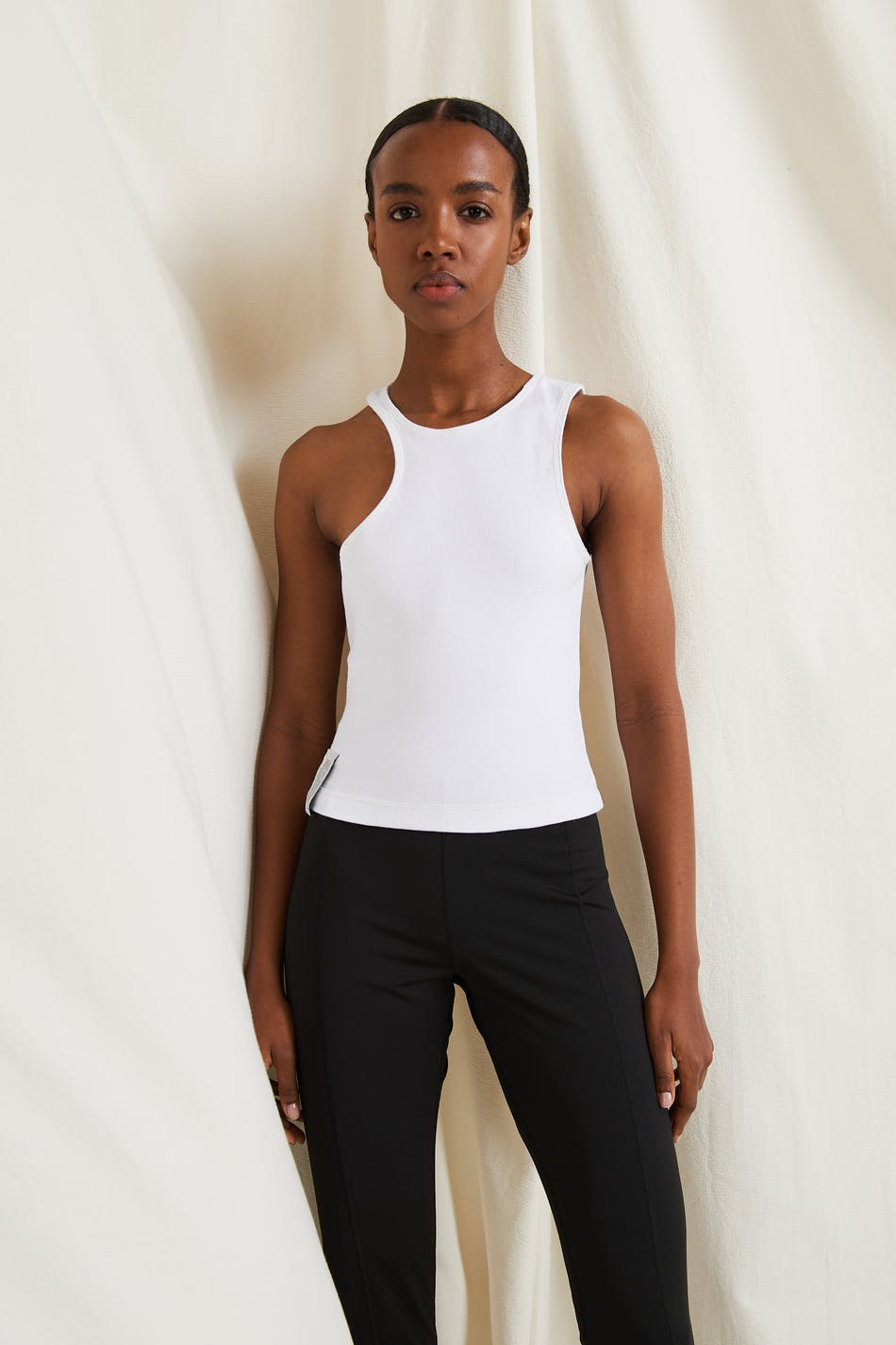 Cutout tanktop