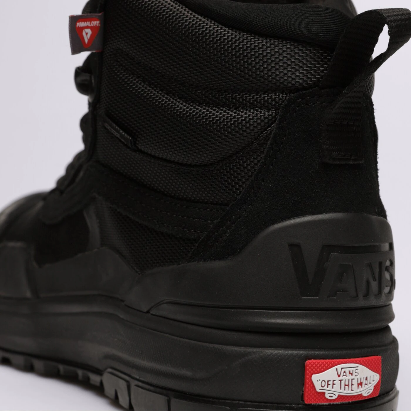 VANS UA ULTRARANGE EXO HI MTE-2 Schwarz