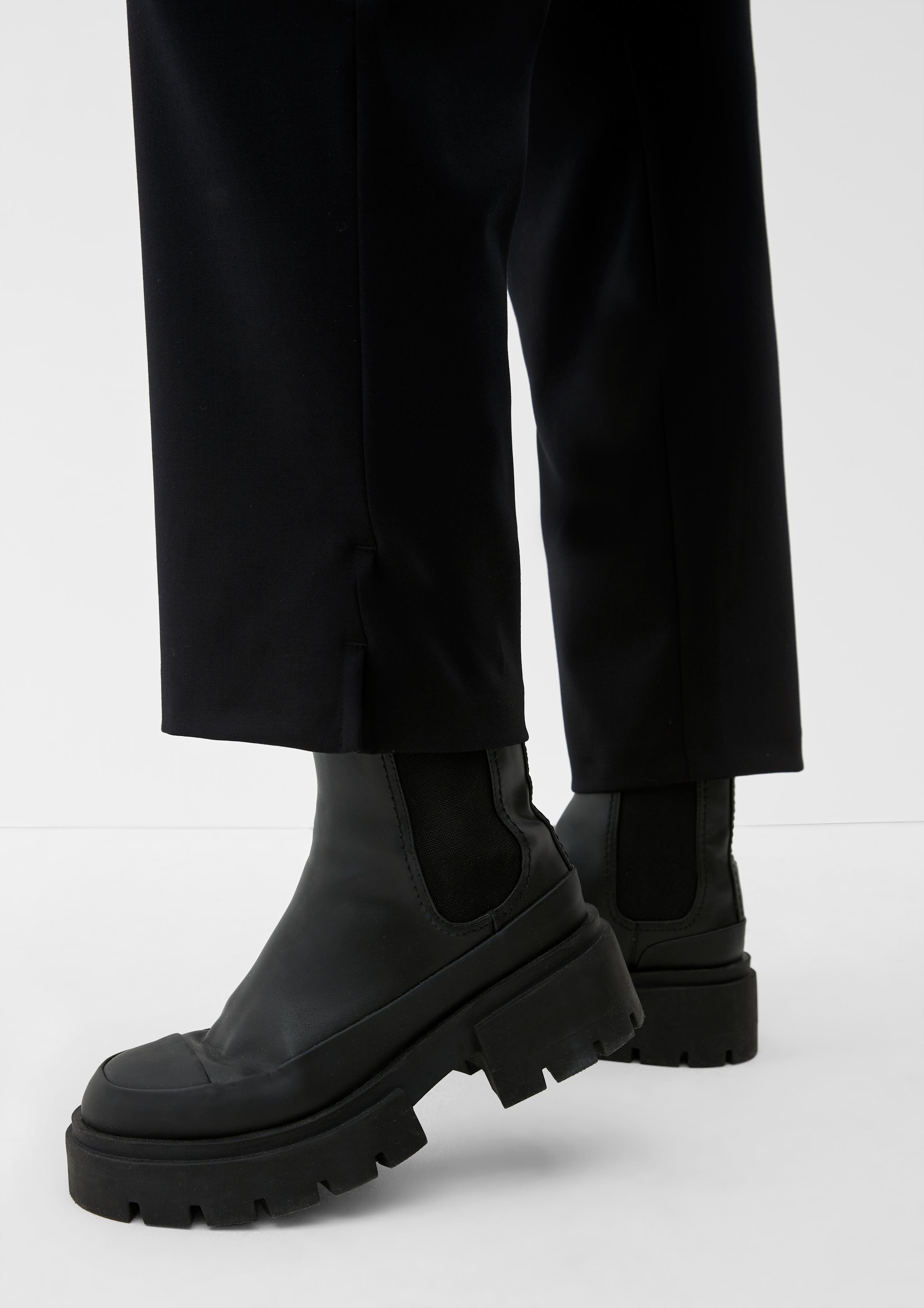 Stoffhose aus Viskosemix  2125289-9999