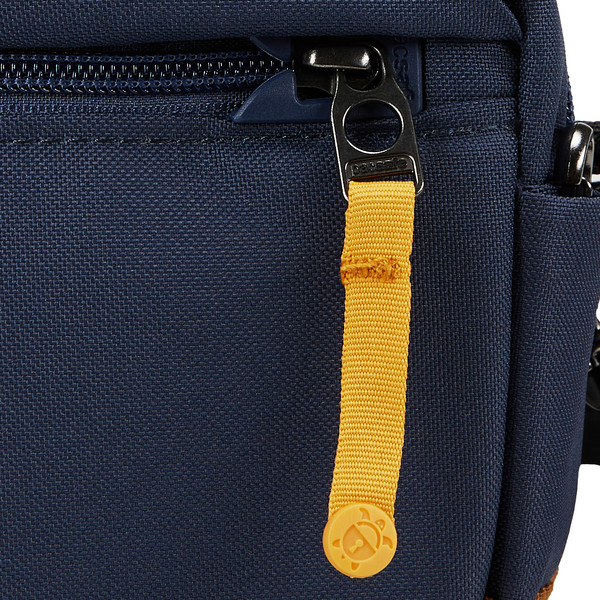 PACSAFE GO CROSSBODY - Umhängetasche