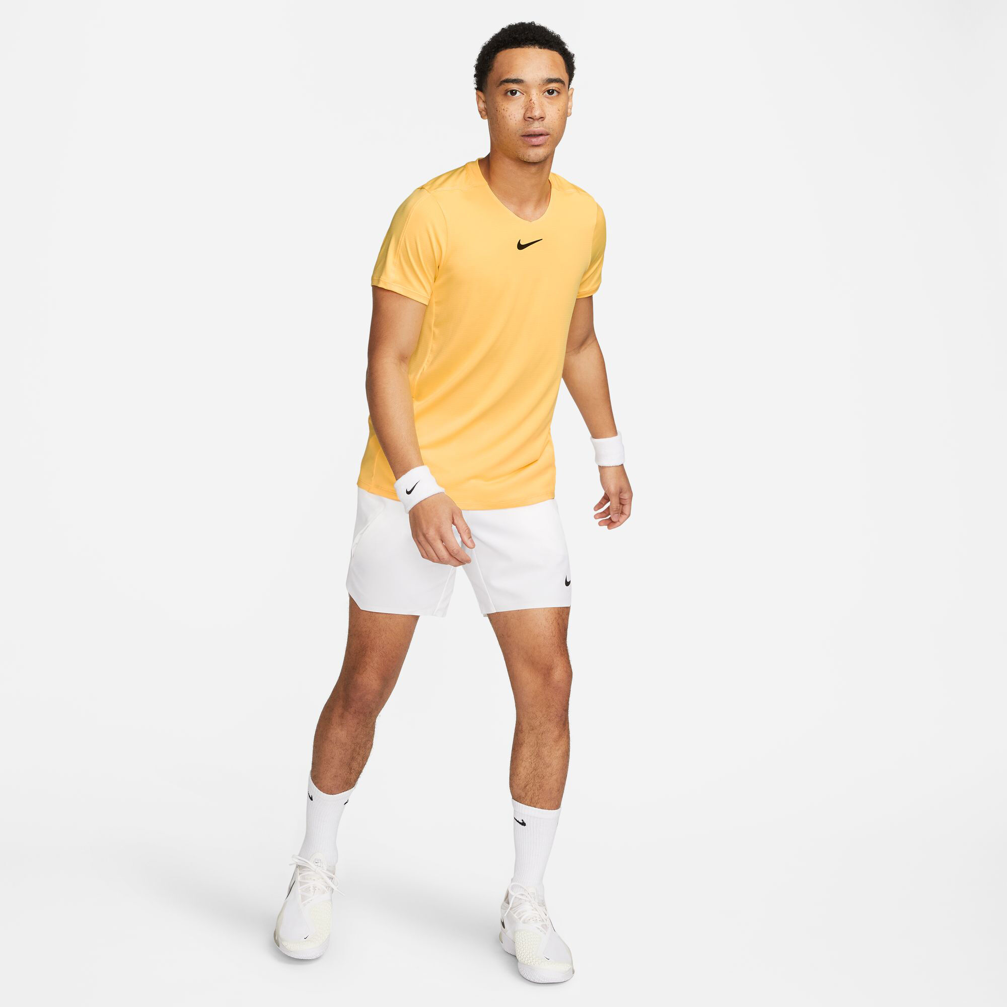 Dri-Fit Advantage Court T-Shirt Herren - Gelb