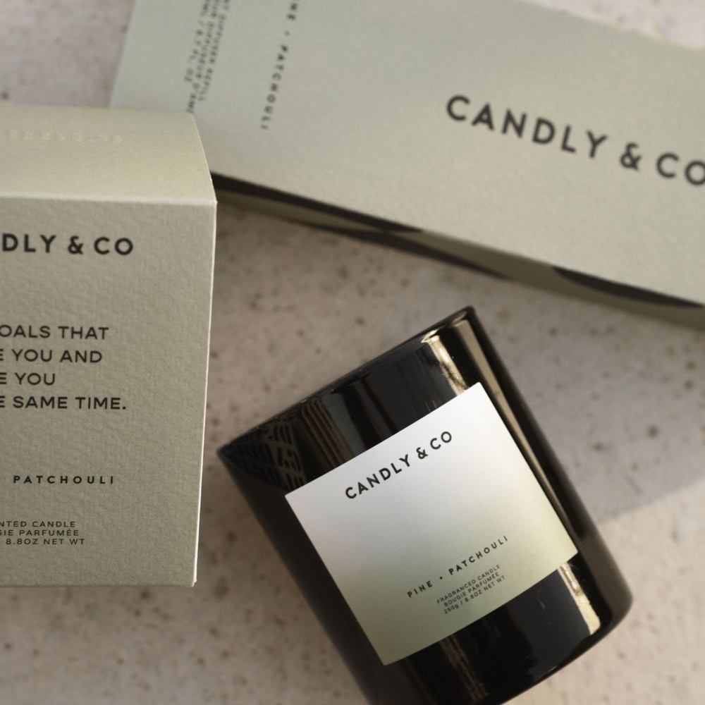 candly&co Bougie No.4 Pin / Patchouli Bougie