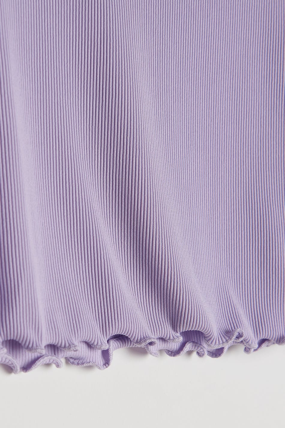 S frill turtleneck top