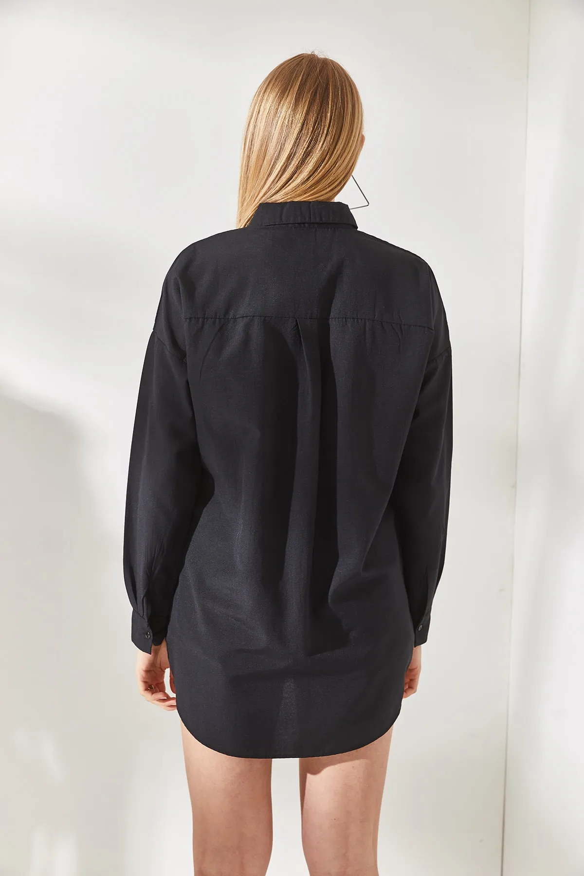 Olalook  Oversize-Hemd mit geometrischem Muster und schwarzen Pailletten für Damen GML-19001106