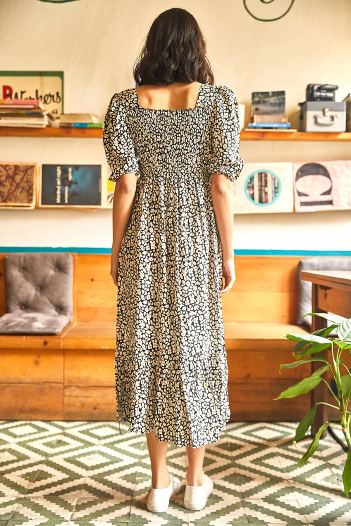 Olalook  Schwarzes Gimped-Lässiges Kleid aus gewebter Viskose mit Gänseblümchenmuster für Damen ELB-19001483