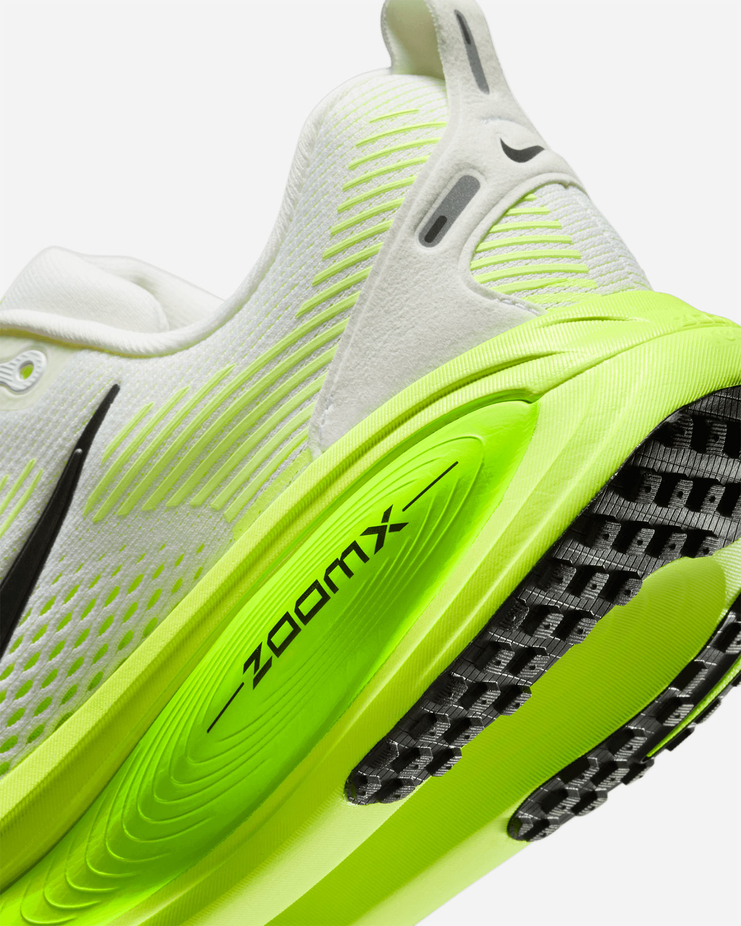 Scarpe Running Nike Vomero 18 W HM6804-102
