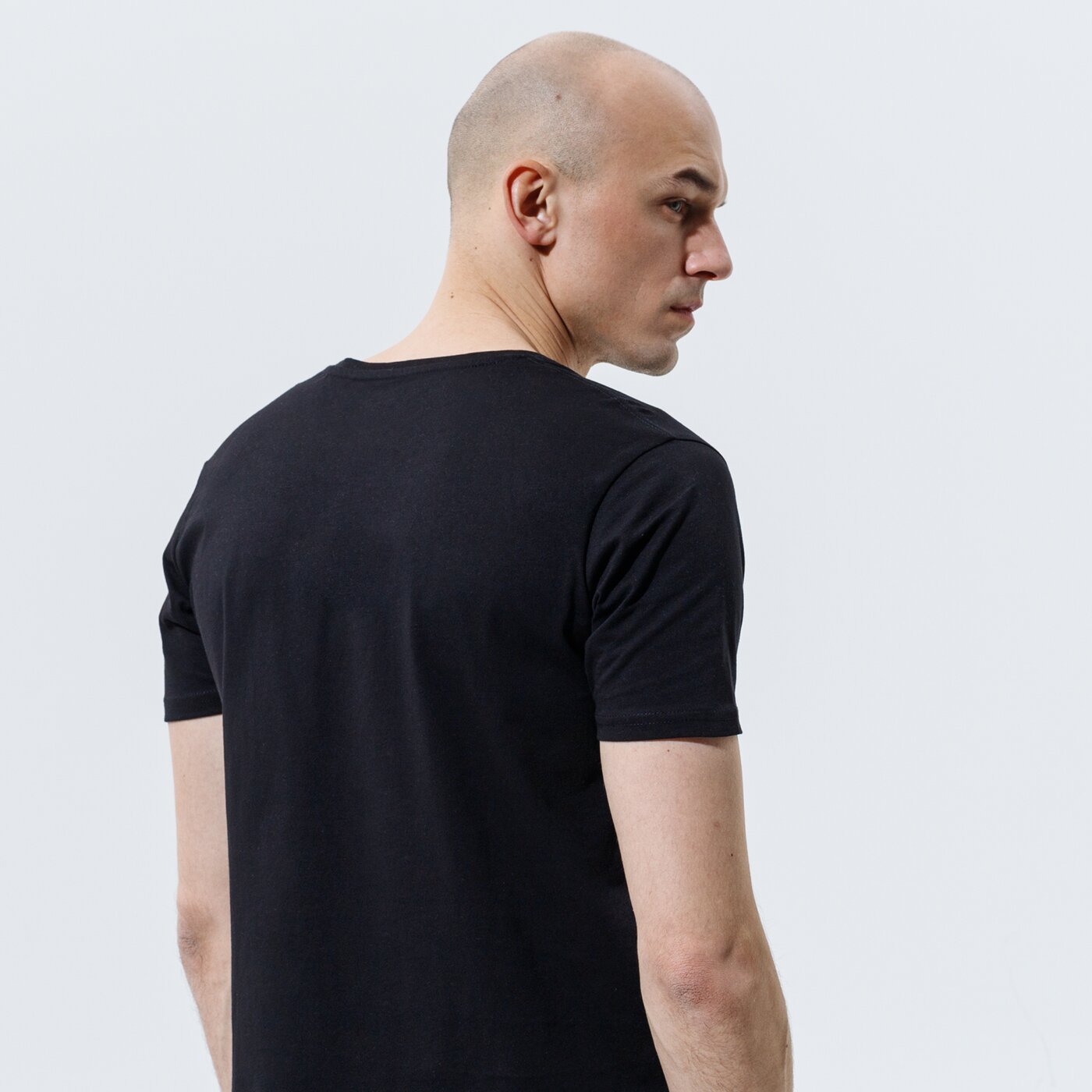 ALPHA INDUSTRIES T-SHIRT BASIC T SMALL LOGO Schwarz