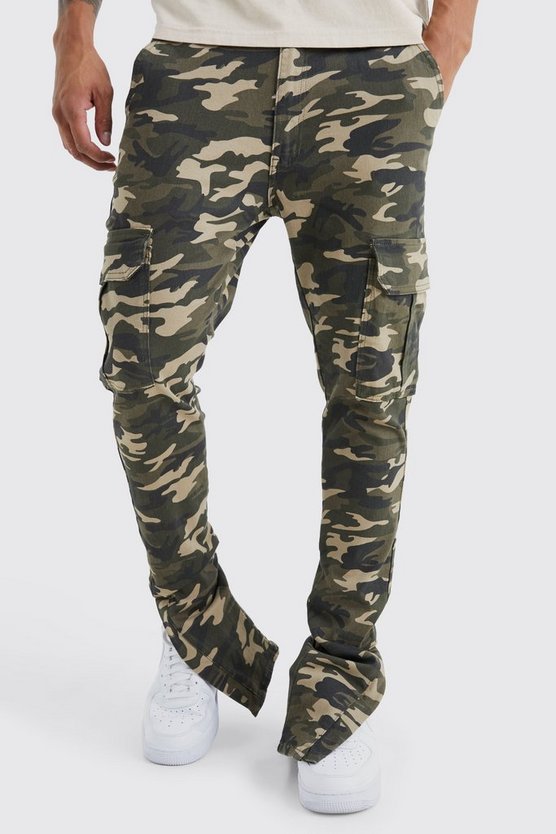 Skinny Camouflage Cargo-Hose mit geteiltem Saum